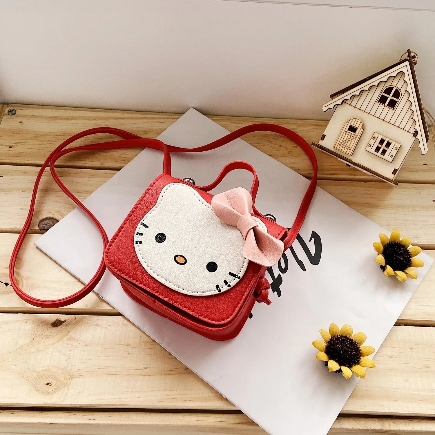 hello kitty purse